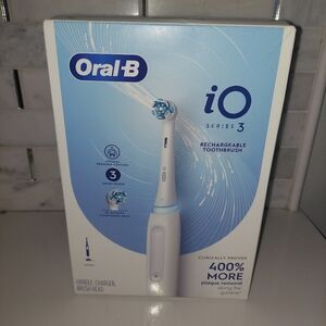 Oral B io series 3 rechargeable toothbrush. Brand new in box